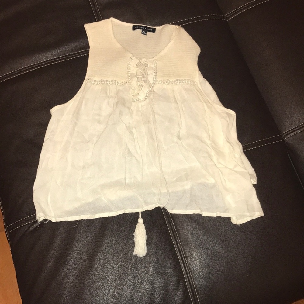 (NWOT) Kendall & Kylie tank top 😍